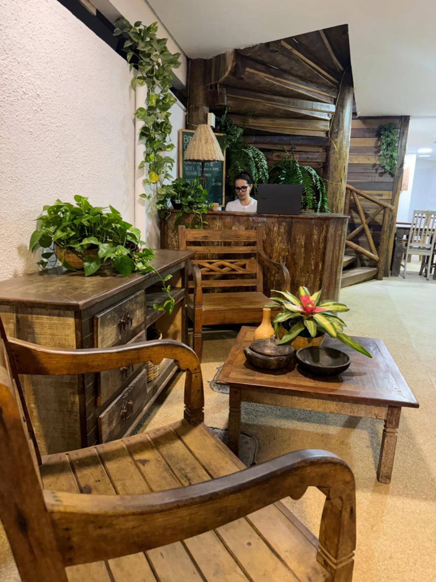 Pousada Pe Na Areia Vila do Abraao Luaran gambar